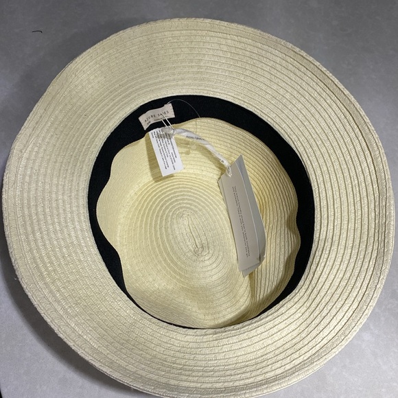 New Aritzia Azure Skies Sun straw Hat size S/M with tags white ⭐️⭐️⭐️⭐️ - Picture 6 of 14